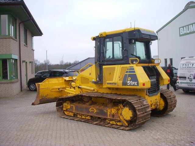 Komatsu D51 PX-22 Dozer haul.