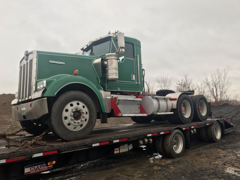 Kenworth Day Cab Semi Truck Transport - Heavy Haulers Blog