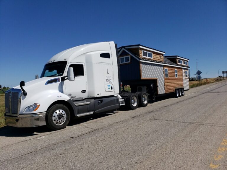 What to Bring With You When You Move into a Tiny Home - Tiny House Blog