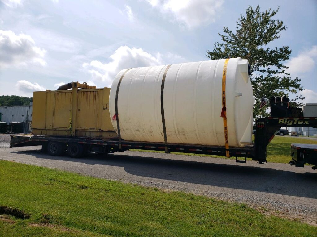 Hauling a water tank on a hot shot trailer