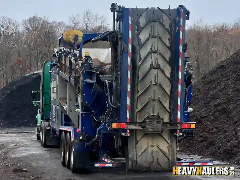 Transporting a 2016 Edge TRM 622 Tri A Mobile Trommel Screen