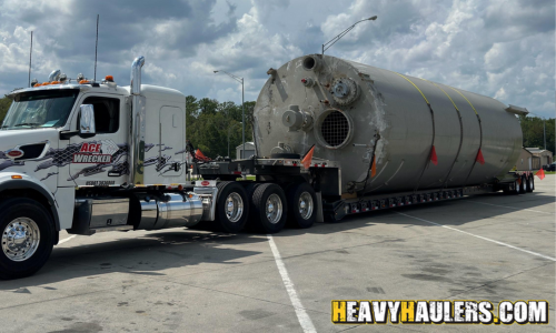 Transporting a Silo Tank.