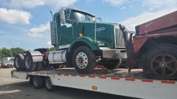 Heavy Haulers Transports Equipment Around Bridgeport Connecticut!